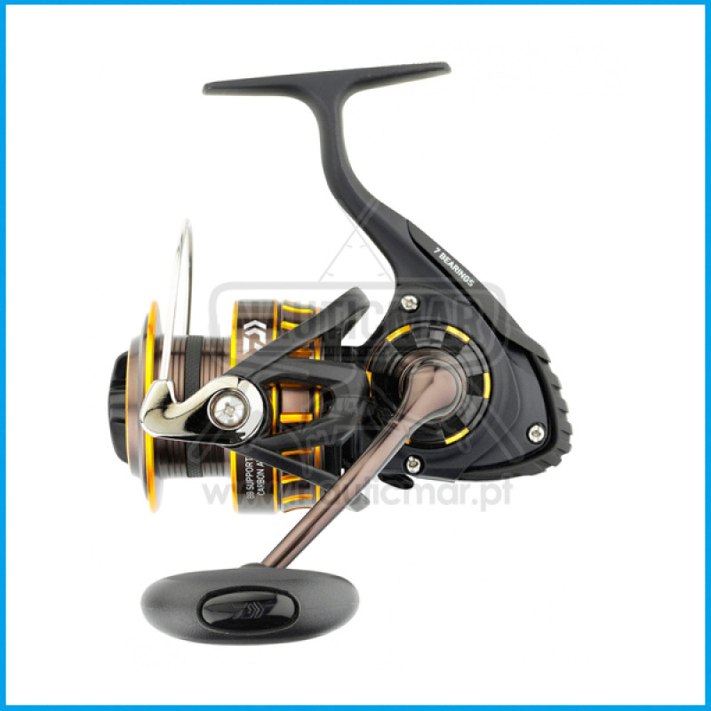 Carreto Daiwa BG 3000 (Black Gold)